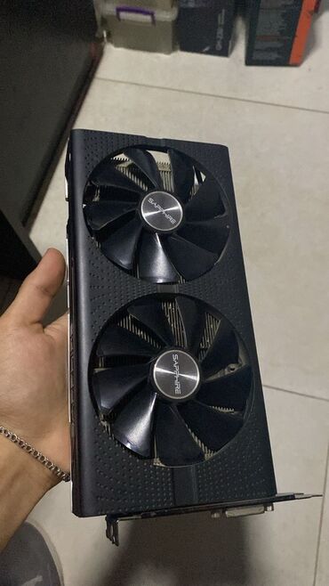 Bıçaqlar: Videokart Sapphire Radeon RX 580, 8 GB