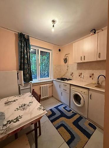Продажа квартир: 1 комната, 32 м², 8 мкр 105 серия, 1 этаж, Косметический ремонт — 3