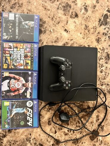 плазменные телевизоры: Игровая консоль PlayStation 4 в комплекте с беспроводным контроллером