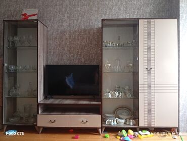 madeyra mebel divanlar: TV altlığı, Kredit yoxdur