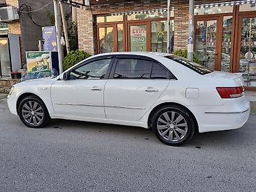 sonata 2009: Hyundai Sonata: 2.4 l | 2009 il Sedan — 2