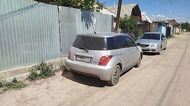 sprinter 4x4: Toyota Ist: 2003 г., 1.5 л, Автомат, Бензин, Хэтчбэк — 5