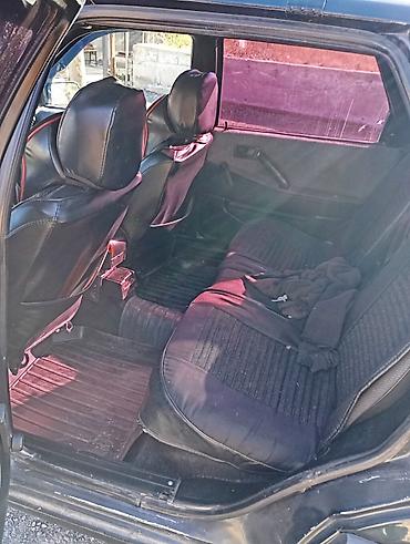 bmw 2003: Volkswagen Passat: 1990 г., 1.8 л, Механика, Бензин, Седан — 9
