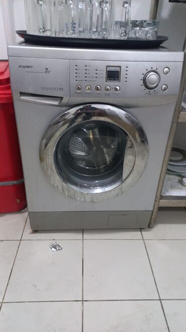 Paltaryuyan maşınlar: Paltaryuyan maşın Daewoo, 7 kq, Avtomat, Qurutmasız, Kredit yoxdur