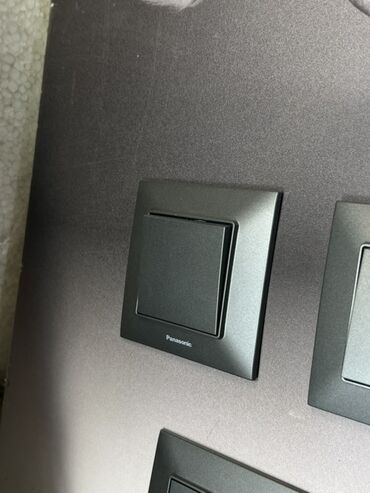 электронные настенные часы: Выключатель Panasonic - Серия: настенный клавишный выключатель - Тип