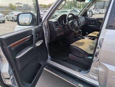 Mitsubishi: Mitsubishi Pajero: 2008 г., 3 л, Автомат, Бензин, Внедорожник — 10