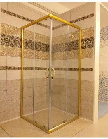 Duş kabinaları, arakəsmələr: Yeni Arakəsmə, Düzbucaqlı, Pulsuz çatdırılma — 25