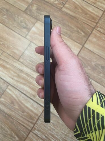 Apple iPhone: IPhone 13, 128 GB, Black Titanium, Face ID, Sənədlərlə — 6