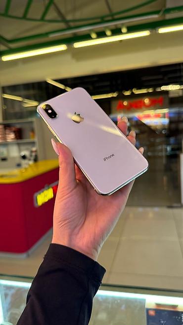 Apple iPhone: IPhone Xs, Б/у, 256 ГБ, Серебристый, Зарядное устройство, Защитное стекло, В рассрочку, 100 % — 1