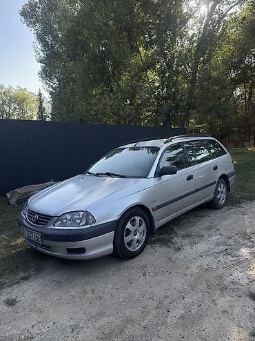 обмен универсал: Toyota Avensis: 2001 г., 1.8 л, Механика, Бензин, Универсал — 1