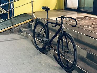 diska 13: Фикс-байк (fixed gear) с минималистичной сборкой - Рама: стальная — 2