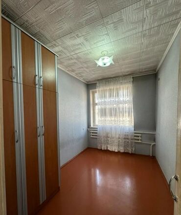 Долгосрочная аренда домов: Сдаётся Просторный жилой дом с внутренним двором и навесом. - — 8