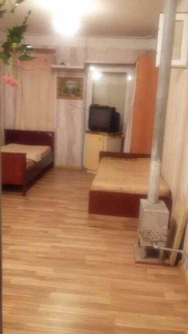 qara qarayevde 1 otaqli kiraye evler: 18 kv. m, 1 otaqlı, Qaz, İşıq, Su