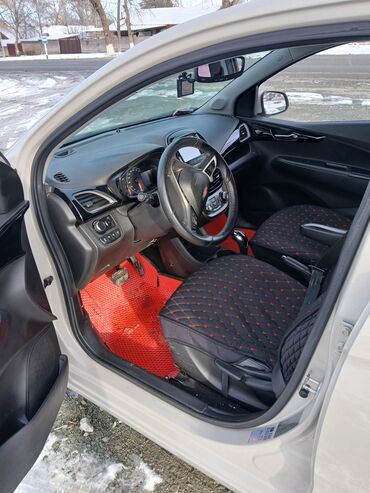 Chevrolet: Chevrolet Spark: 2018 г., 1 л, Автомат, Бензин, Хэтчбэк — 12