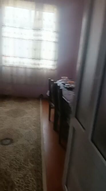 Həyət evləri və villaların satışı: Avtozavod Qəsəbəsi, Komandirin Küçəsi, Leyla Marketin yanı ( — 9