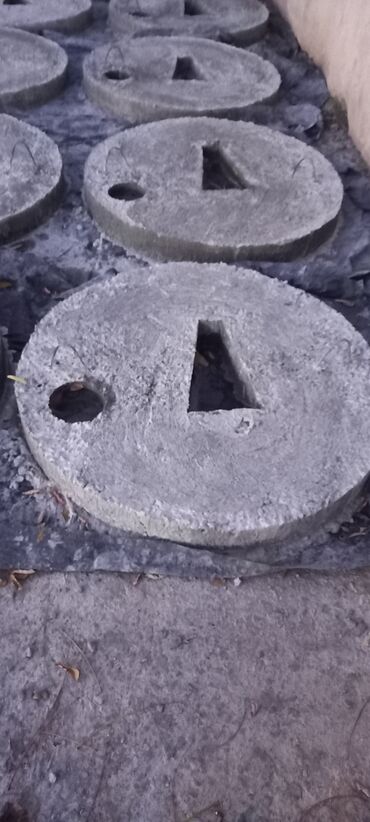 Железобетонные (ЖБИ) кольца для септика: Железобетонное (ЖБИ) кольцо для септика Размер: 110 x 90 x 8 см, Бесплатная установка, В розницу — 25