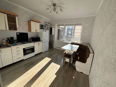 Продажа квартир: 2 комнаты, 74 м², 106 серия улучшенная, 8 этаж, Евроремонт