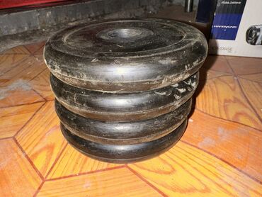 Ştanqlar və ştanq diskləri: Çəki: 80 kq, İşlənmiş — 10