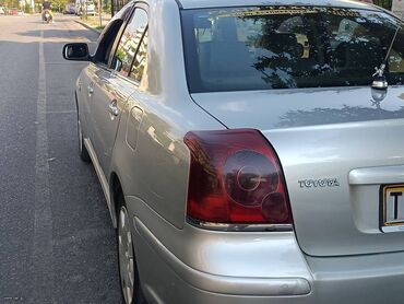 Toyota: Toyota Avensis: 2 l. | 2004 έ. Λιμουζίνα