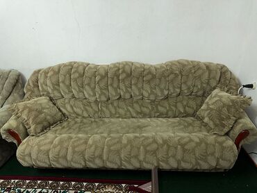 продам кресло кровать: Диван-кровать, цвет - Бежевый, Б/у