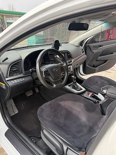 Hyundai: Hyundai Avante: 2016 г., Бензин — 8