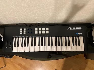 Спорт и хобби: Alesis V49 USB/MIDI klaviatura-kontrolör ideal vəziyəttədir,1 ildir — 2