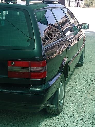 Унаа сатуу: Volkswagen Passat: 1994 г., 2 л, Кол менен иштөөчү, Бензин, Универсал — 3