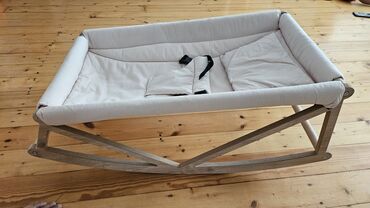 Oğlan və qız üçün, Dördbucaq, Beşik, Dəst ilə, Matras ilə, Yellənmə mexanizm ilə