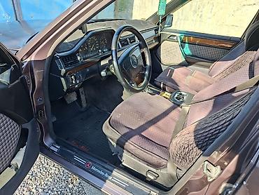 lancer 9: Mercedes-Benz W124: 1992 г., 2.3 л, Автомат, Бензин, Седан — 6