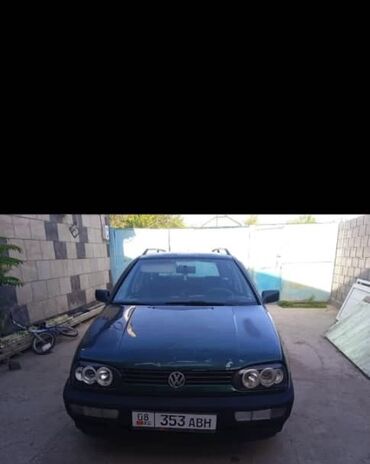 меняю на дом: Срочно продаю Универсал Volkswagen Golf III Variant темно-зеленого