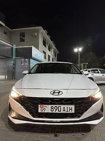 byd e6: Hyundai Elantra: 2021 г., 1.6 л, Автомат, Гибрид — 2