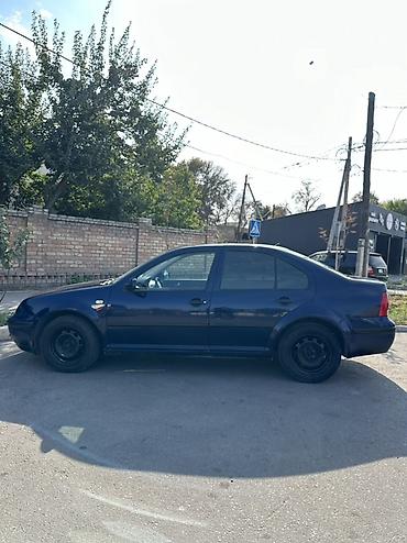 Продажа авто: Volkswagen Bora: 1999 г., Седан — 2