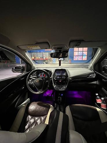Chevrolet Spark: 2019 г., 1 л, Вариатор, Бензин, Хэтчбэк — 2