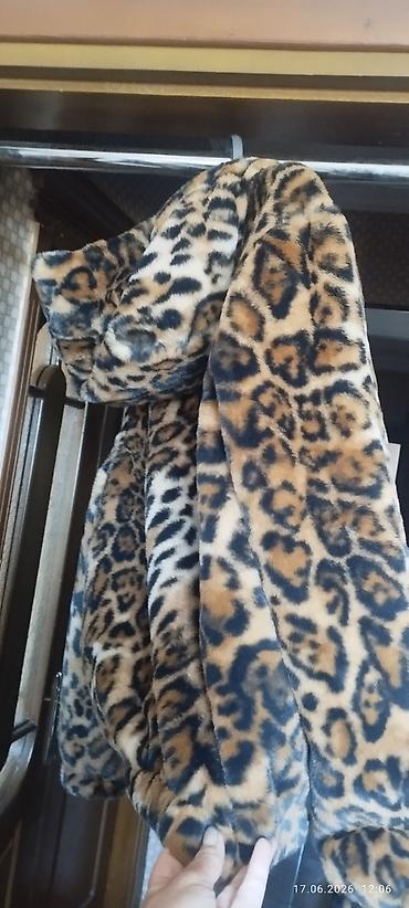 hind geyimi: Qısa xəz gödəkçə – leopard naxışlı - Model: qadın gödəkçəsi, qısa — 3