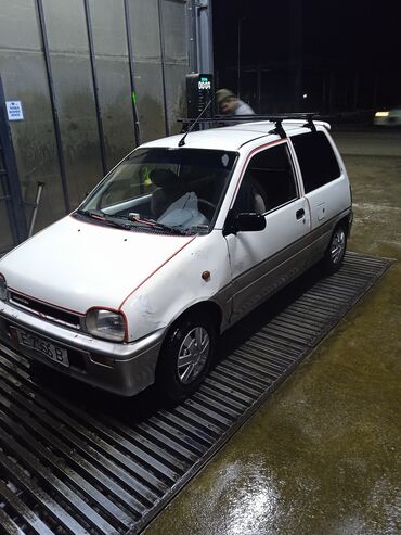 Daihatsu: Daihatsu Delta: 1991 г., 0.8 л, Механика, Бензин, Минивэн
