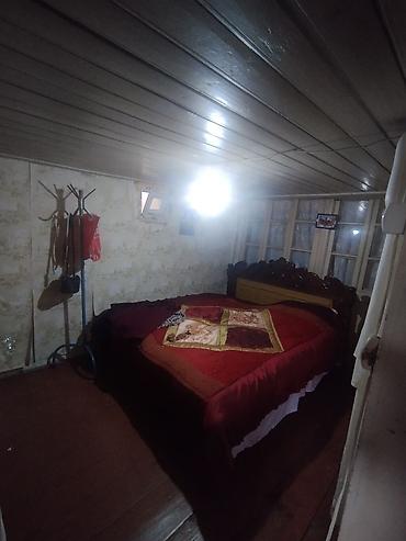 ismayıllı torpaq satışı: Həyətyanı sahəsi olan yaşayış evi - Darvazalı, hasarlı torpaq sahəsi; — 8
