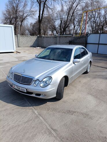 марк 2 2003: Mercedes-Benz E-Class: 2002 г., 2.2 л, Автомат, Дизель, Седан