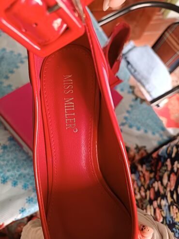 фирм туфли: Туфли 38, цвет - Красный