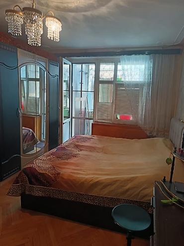 Mənzillər: Bakı, Bakıxanov qəs., 3 otaqlı, Köhnə tikili, 70 kv. m — 9
