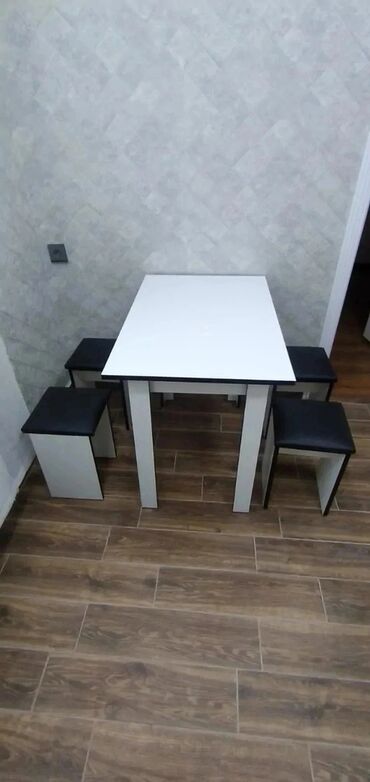 Комплекты столов и стульев: Для кухни, Новый, Нераскладной, Квадратный стол, 4 стула, Азербайджан