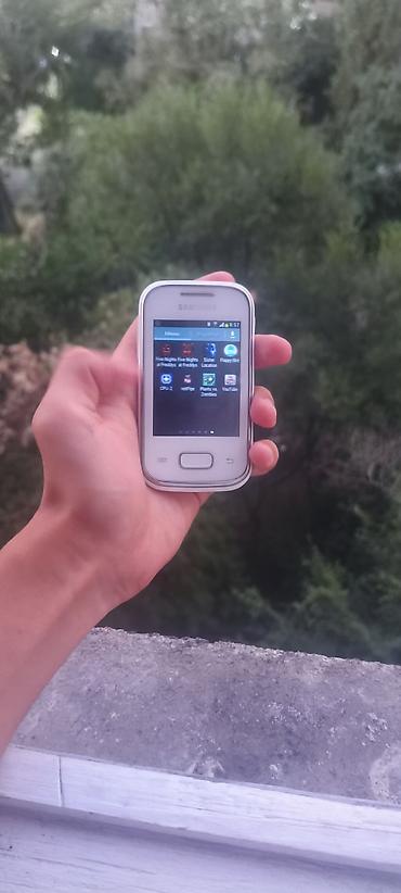 nokia e52: Samsung GT-S5230, Б/у, < 2 ГБ, цвет - Белый, 1 SIM — 4