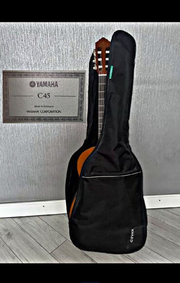 зимний чехол для гитары: Yamaha C45 (Indonesia), оригинал, в новом состоянии, один хозяин