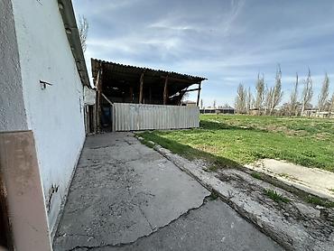 Продажа коттеджей и домов: Продаю дом с участком 21 сотки. Ысык Атинский район. Все документы в — 7