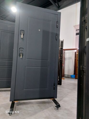 Giriş qapıları: Dəmir giriş qapıları – müasir dizayn və gücləndirilmiş təhlükəsizlik — 45