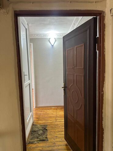 оштон квартира керек: Гянджа, 3 комнаты, Вторичка, 60 м²