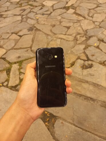 2 ci əl ayfon: Samsung Galaxy A3 2017, 16 GB, rəng - Qara, Barmaq izi, Sensor