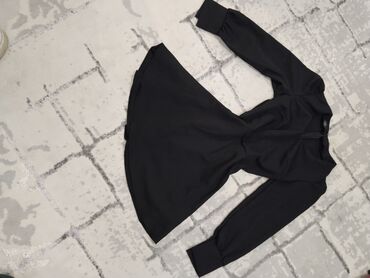вечернее чёрное платье: Вечернее платье, А-силуэт, Короткая модель, С рукавами, L (EU 40)