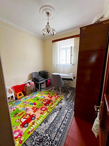 Həyət evləri və villaların satışı: M.Ə. Rəsulzadə qəs. 6 otaqlı, 170 kv. m, Kredit yoxdur, Orta təmir — 10