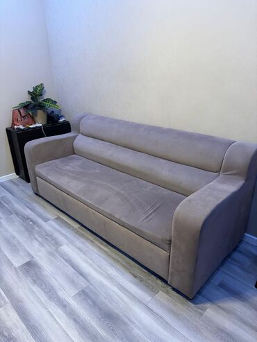 ротанговый мебель: Прямой диван, Б/у
