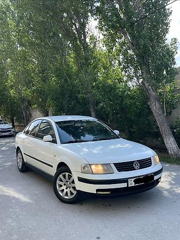 kond: Volkswagen sedan salonu – bej və qara rəng kombinasiyalı, parça — 8